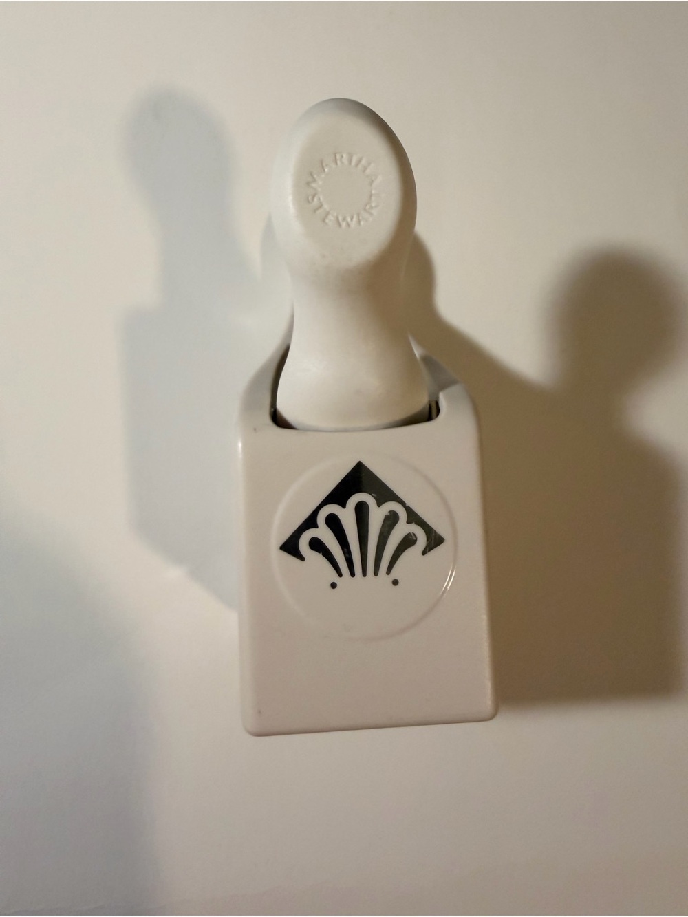 White Decorative paper Punch – Shell Motif